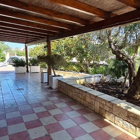 Bed And Breakfast La Terrazza Cisternino Ngoại thất bức ảnh