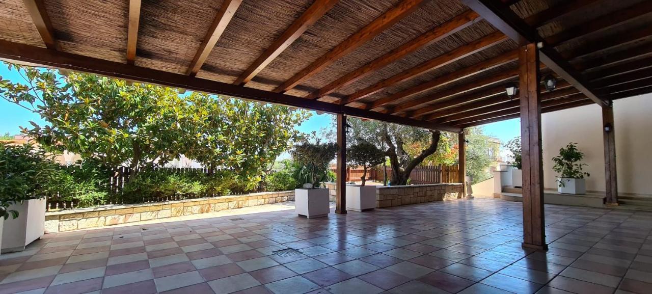 Bed And Breakfast La Terrazza Cisternino Ngoại thất bức ảnh