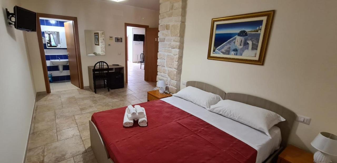 Bed And Breakfast La Terrazza Cisternino Ngoại thất bức ảnh